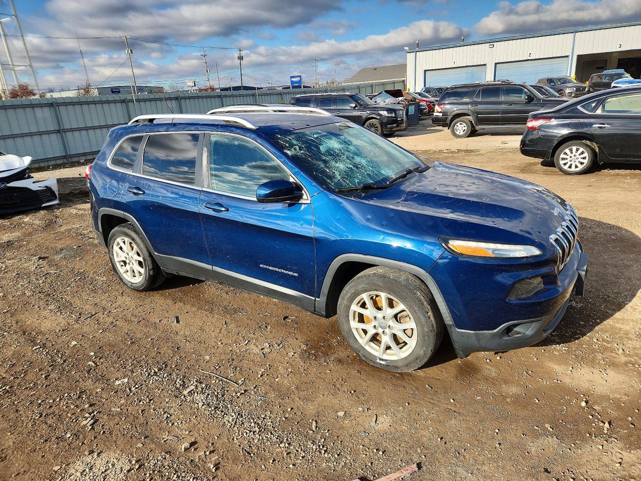 2018 JEEP CHEROKEE LATITUDE photo 4