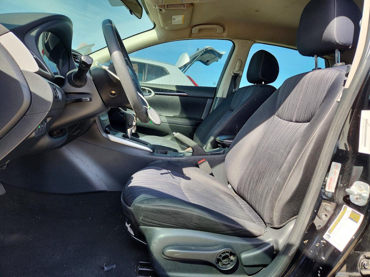 2016 NISSAN SENTRA S photo 7