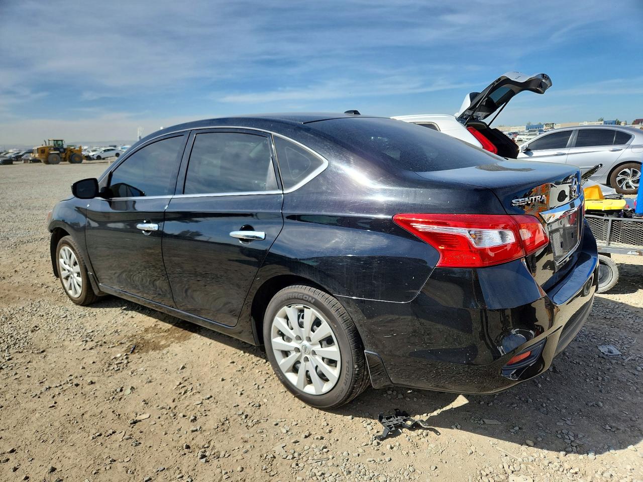2016 NISSAN SENTRA S photo 2