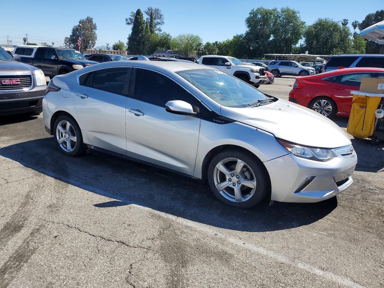 2017 CHEVROLET VOLT LT photo 4