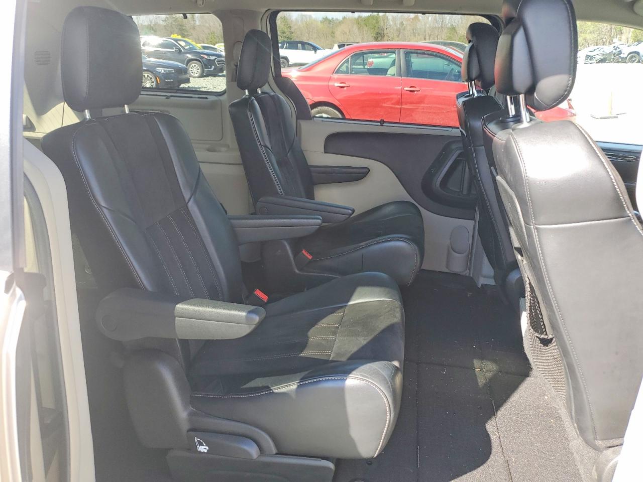 2015 CHRYSLER TOWN & COUNTRY LIMITED photo 21