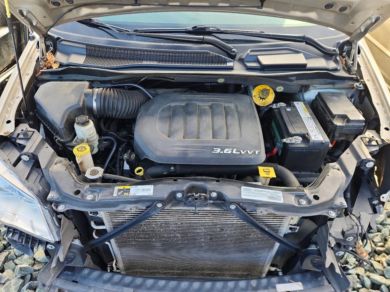 2015 CHRYSLER TOWN & COUNTRY LIMITED photo 23