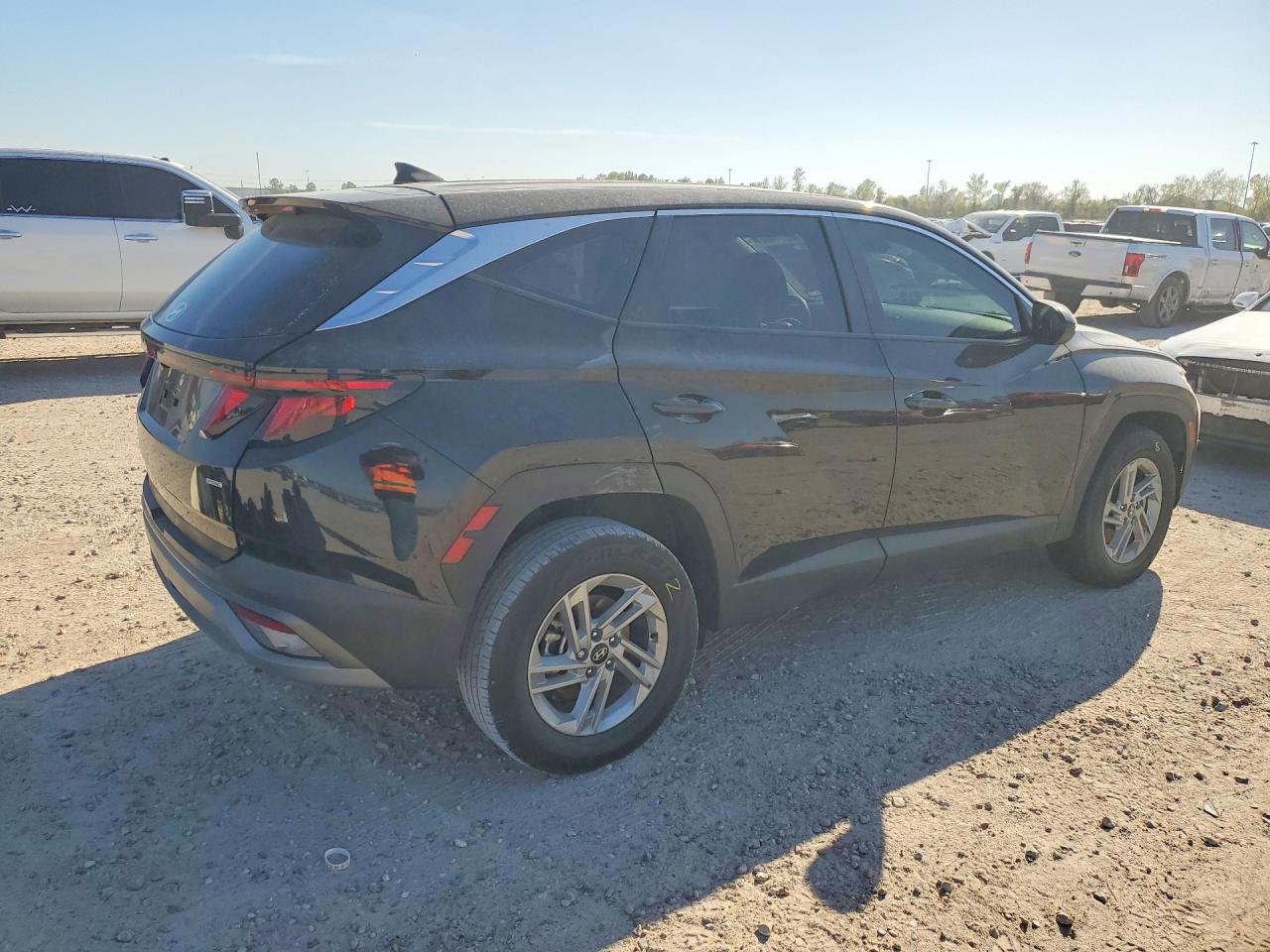 2025 HYUNDAI TUCSON photo 7