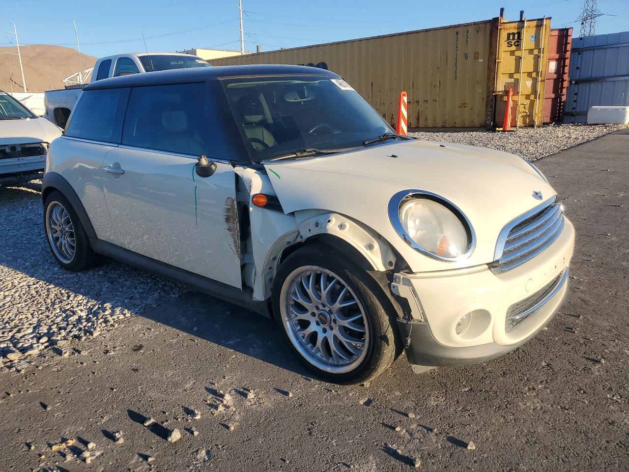 2011 MINI COOPER photo 4