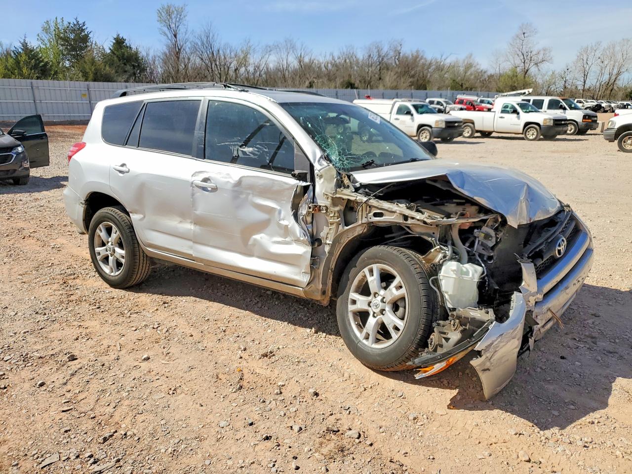 2011 TOYOTA RAV4 BASE photo 10