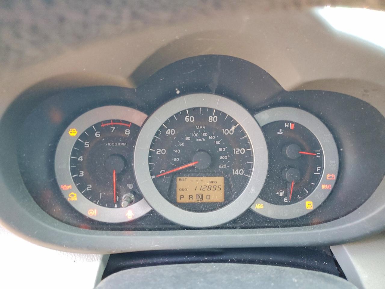 2011 TOYOTA RAV4 BASE photo 25