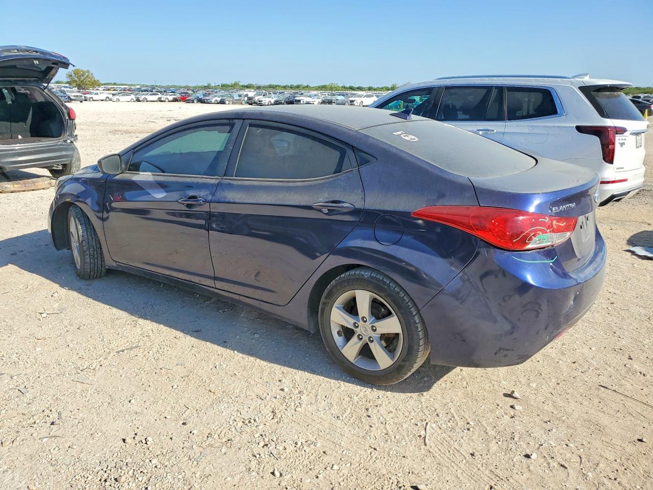 2013 HYUNDAI ELANTRA GLS photo 2