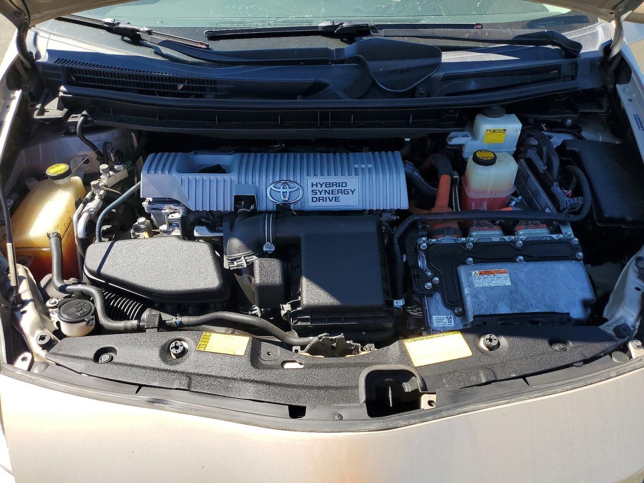 2011 TOYOTA PRIUS THREE photo 12