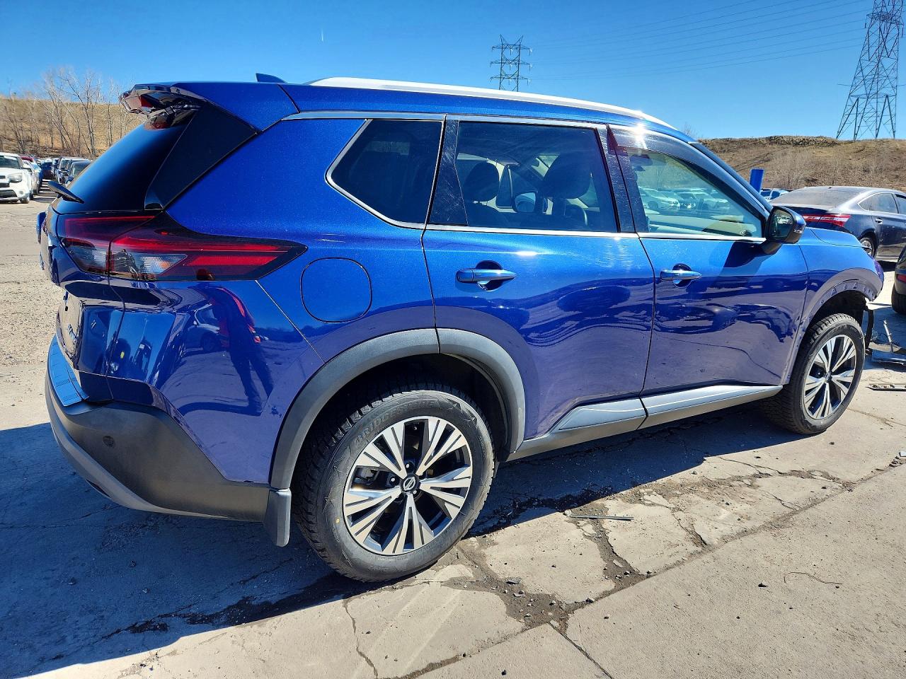 2021 NISSAN ROGUE SV photo 3