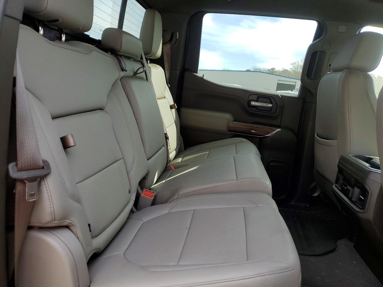 2019 CHEVROLET SILVERADO K1500 RST photo 10