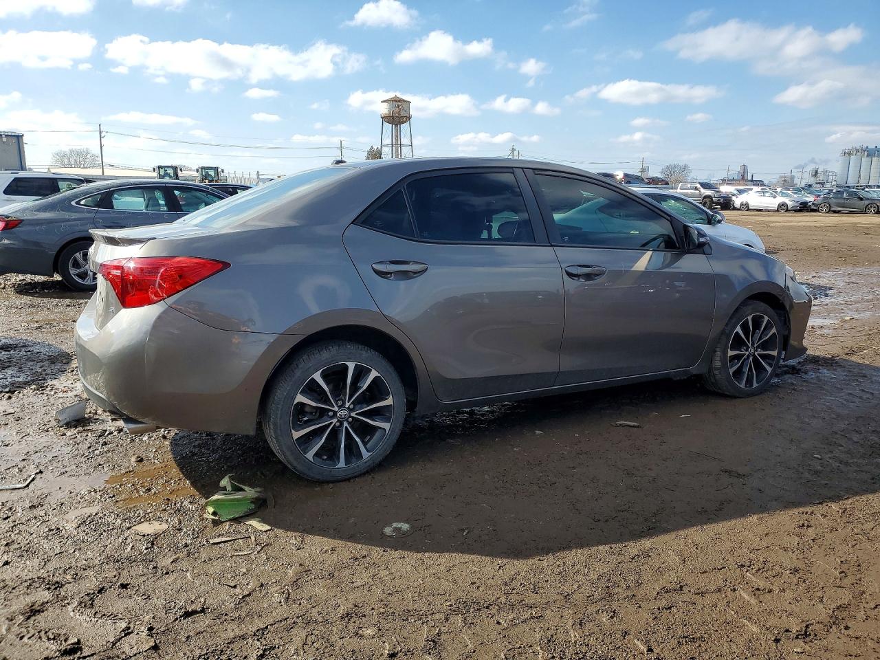 2018 TOYOTA COROLLA SE photo 7