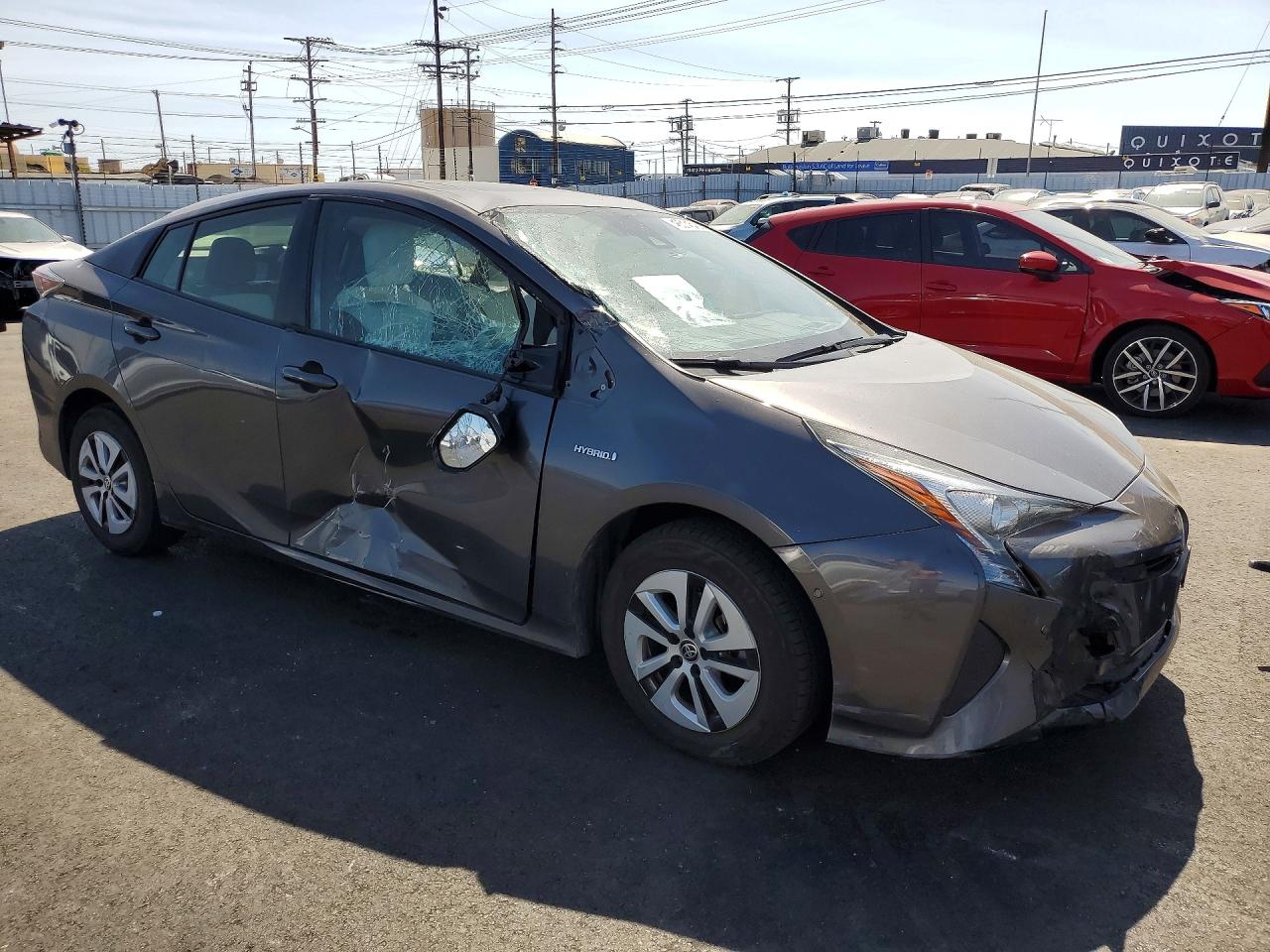 2017 TOYOTA PRIUS FOUR photo 7