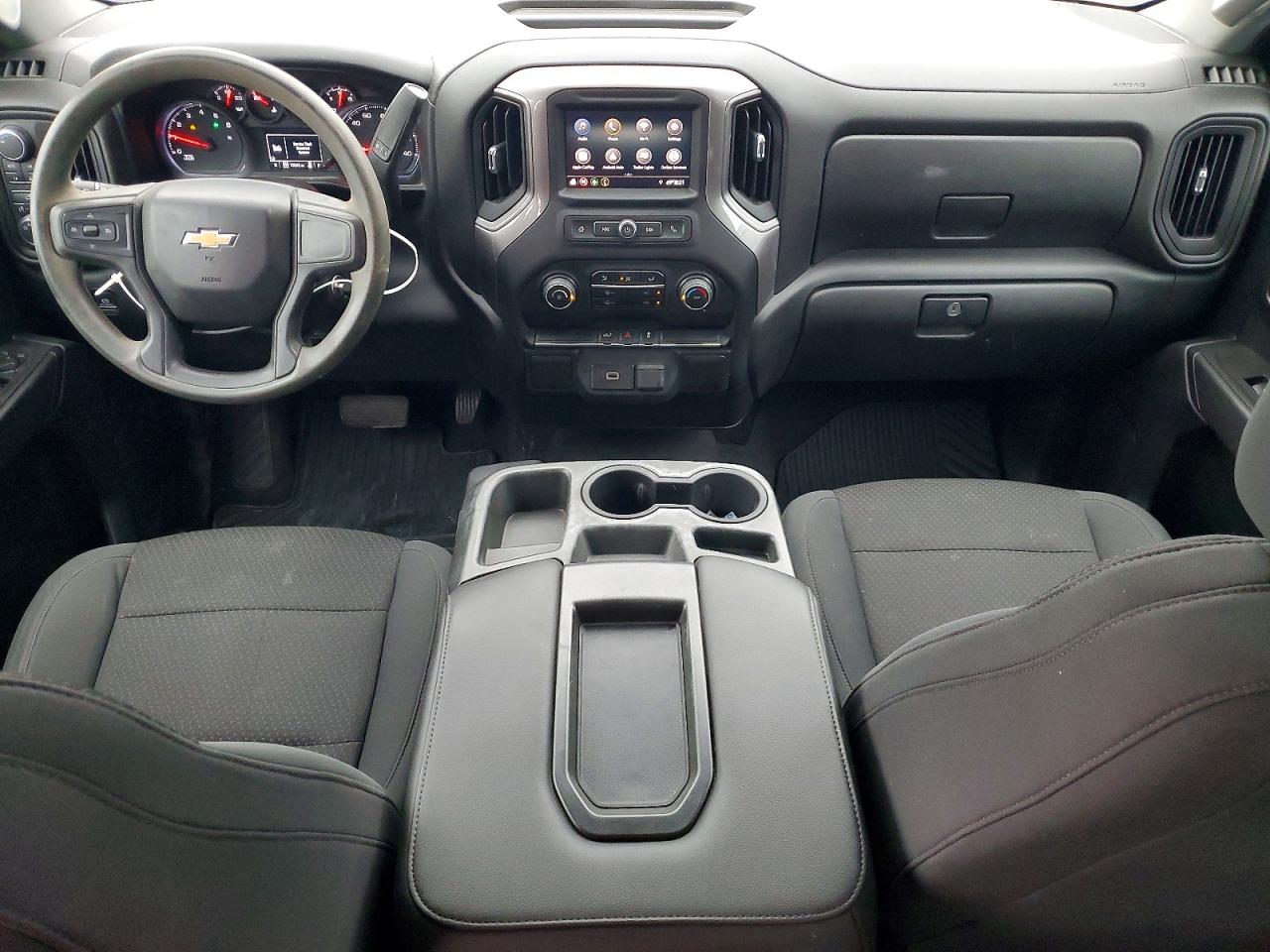 2020 CHEVROLET SILVERADO K1500 CUSTOM photo 8