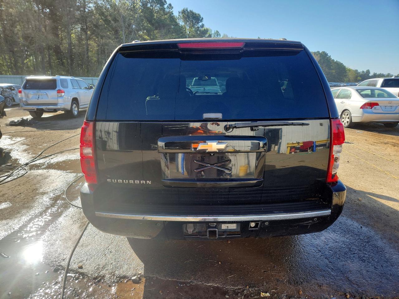 2009 CHEVROLET SUBURBAN C1500 LTZ photo 6