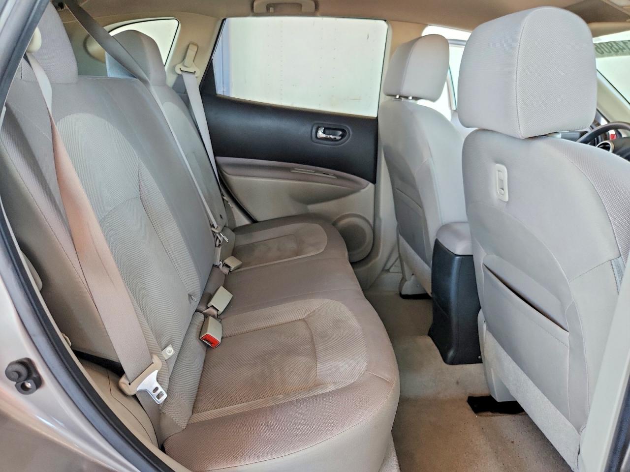 2013 NISSAN ROGUE S photo 31
