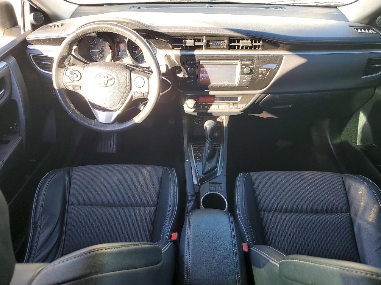 2016 TOYOTA COROLLA S PLUS photo 8