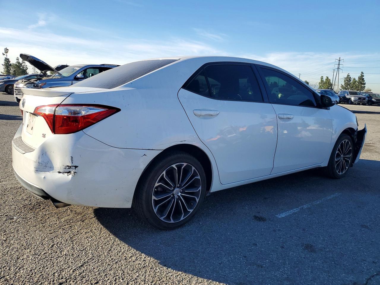 2016 TOYOTA COROLLA S PLUS photo 3