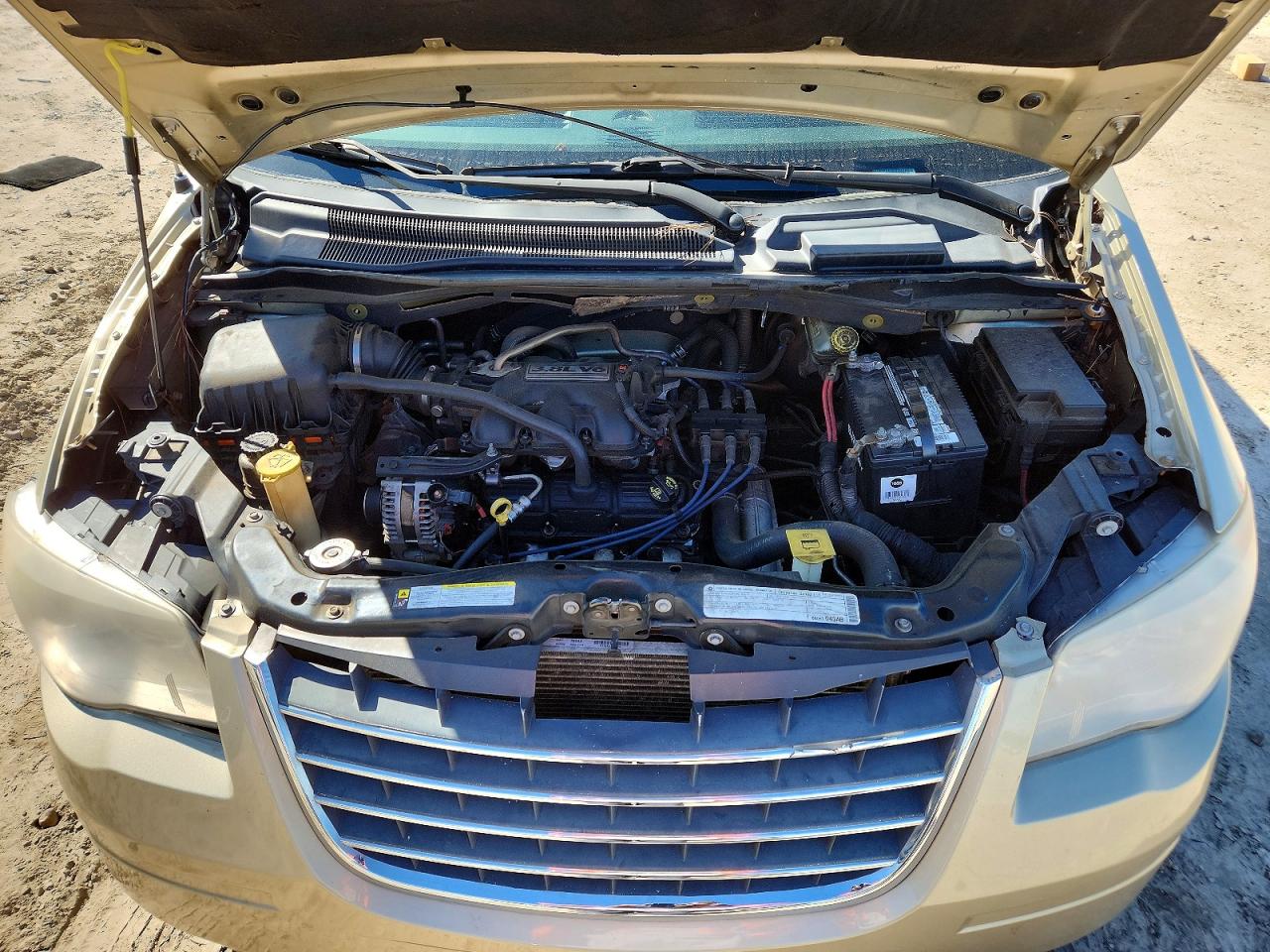 2010 CHRYSLER TOWN & COUNTRY TOURING photo 23