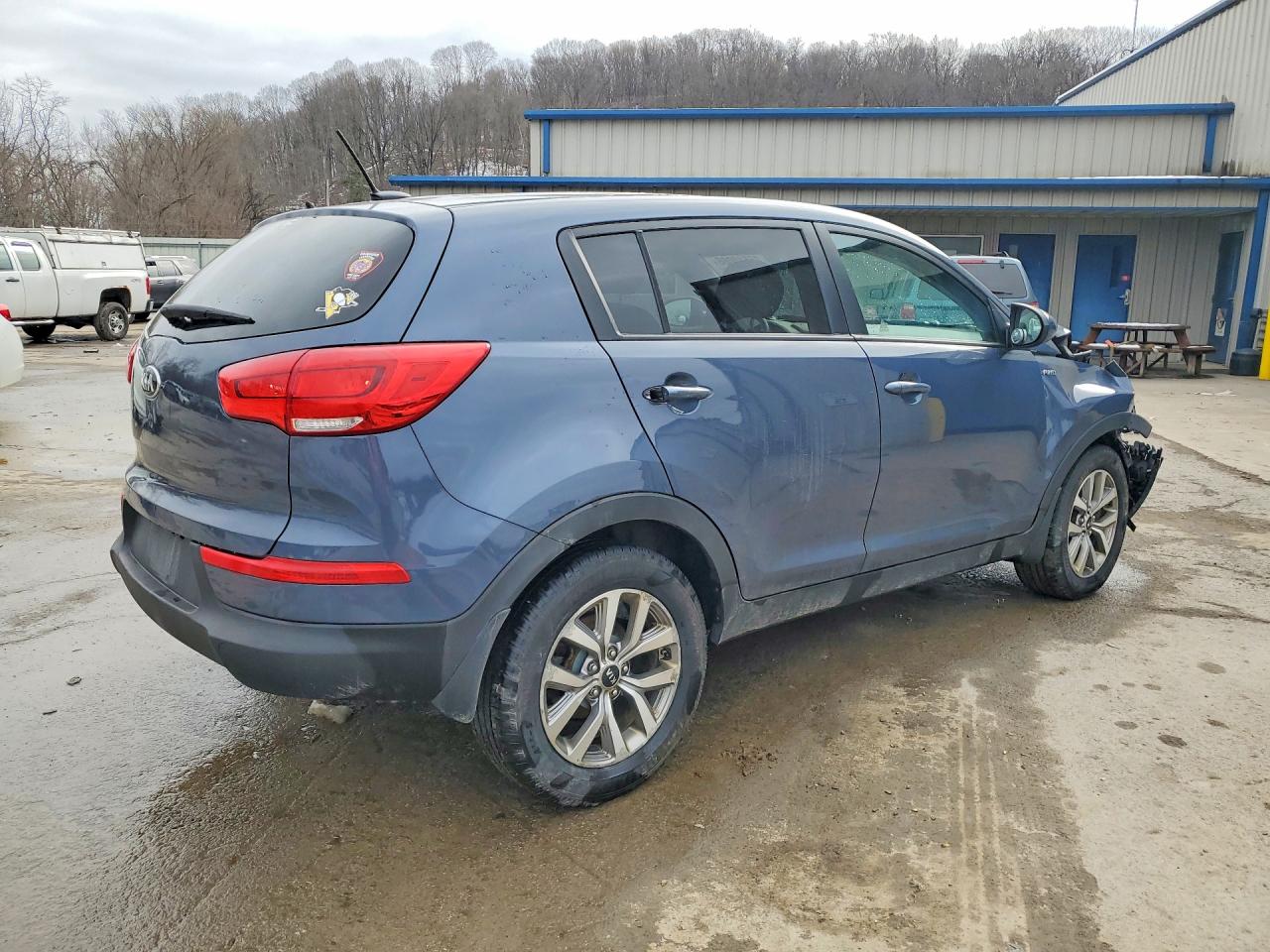 2016 KIA SPORTAGE LX photo 3