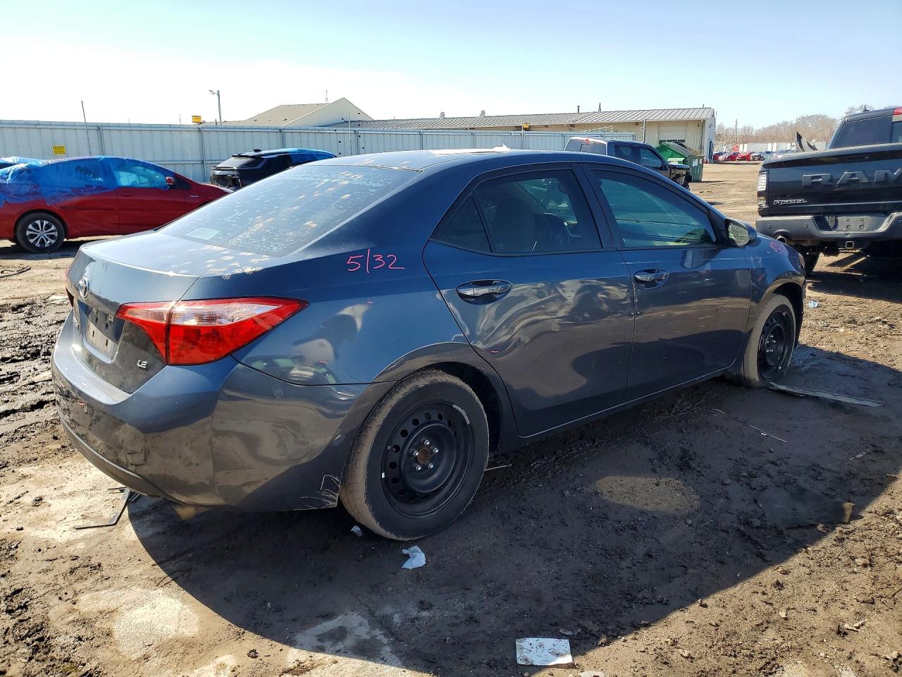 2019 TOYOTA COROLLA LE photo 7