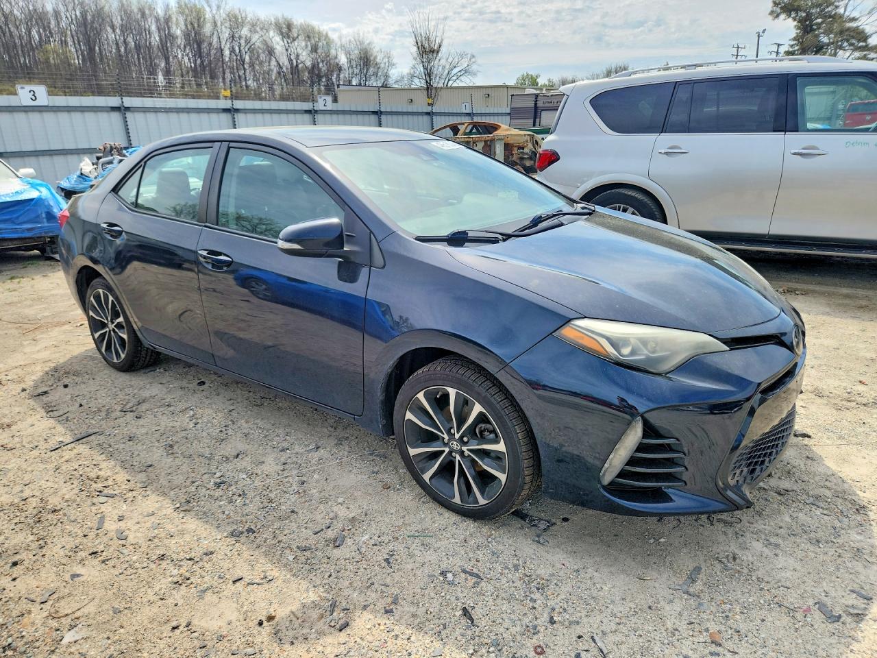 2018 TOYOTA COROLLA SE photo 4