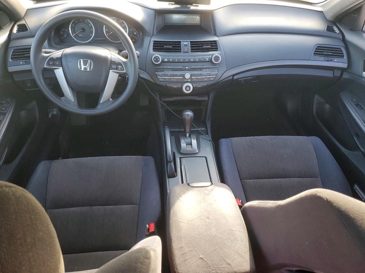 2009 HONDA ACCORD LX photo 22