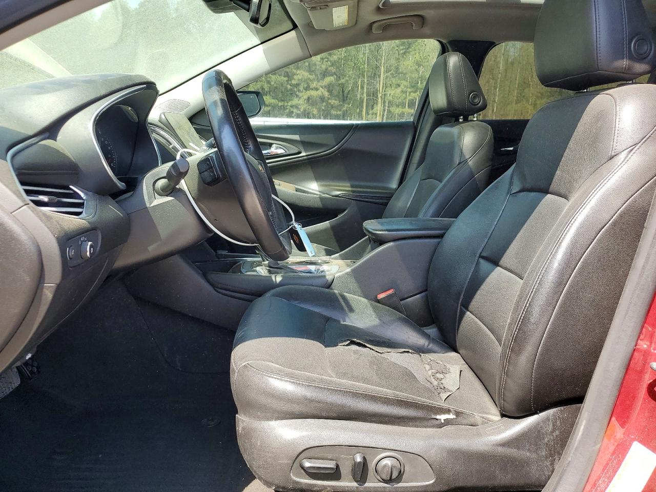 2018 CHEVROLET MALIBU PREMIER photo 13