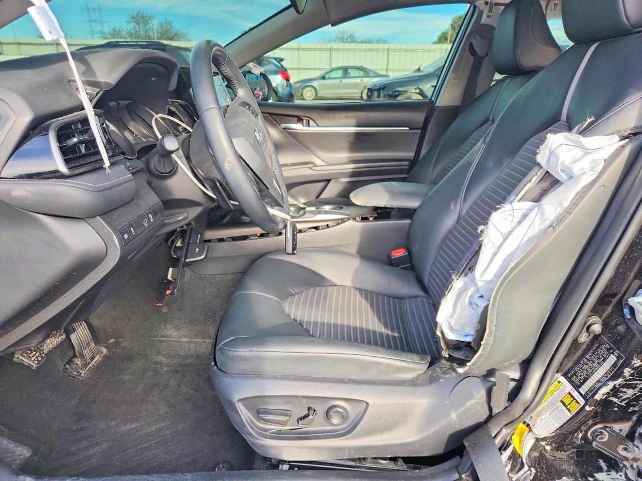 2022 TOYOTA CAMRY SE NIGHTSHADE photo 13
