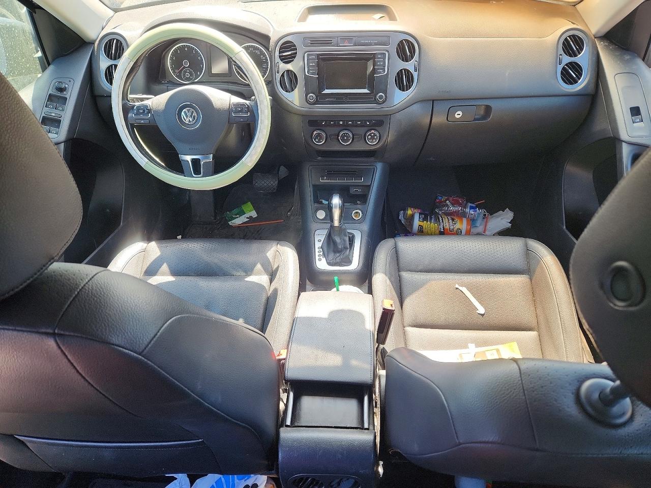 2016 VOLKSWAGEN TIGUAN S photo 8