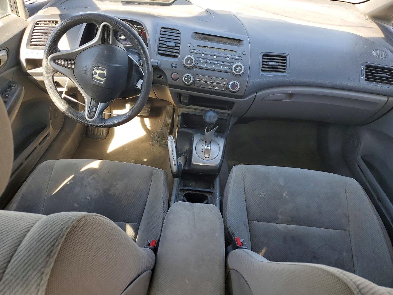 2010 HONDA CIVIC LX photo 22