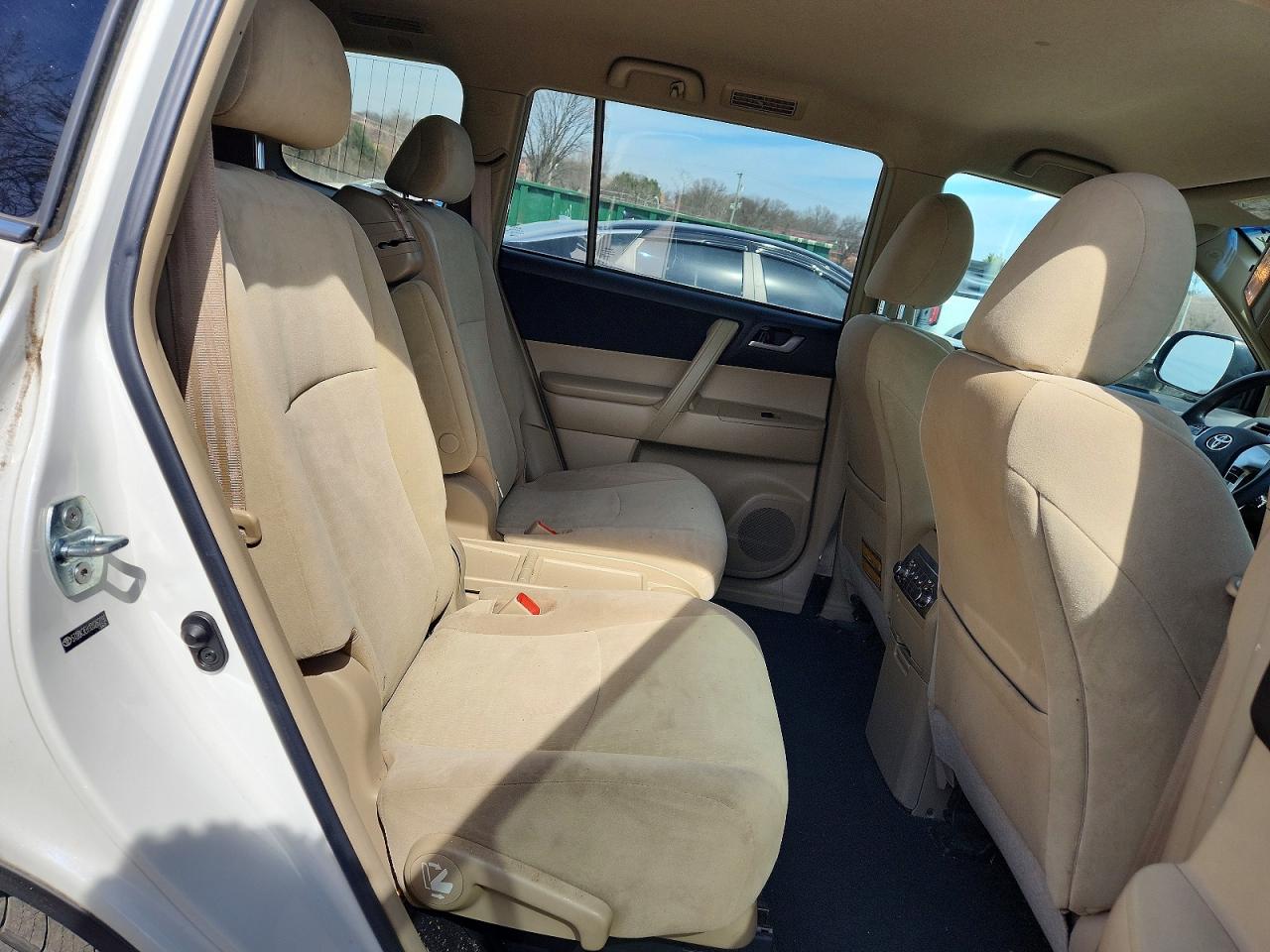 2013 TOYOTA HIGHLANDER PLUS photo 31