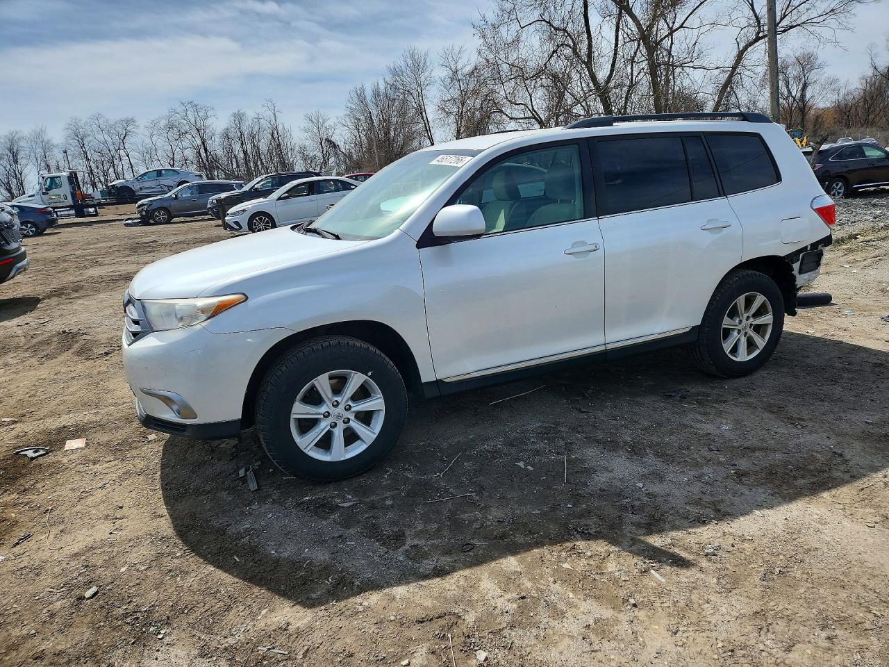 2013 TOYOTA HIGHLANDER