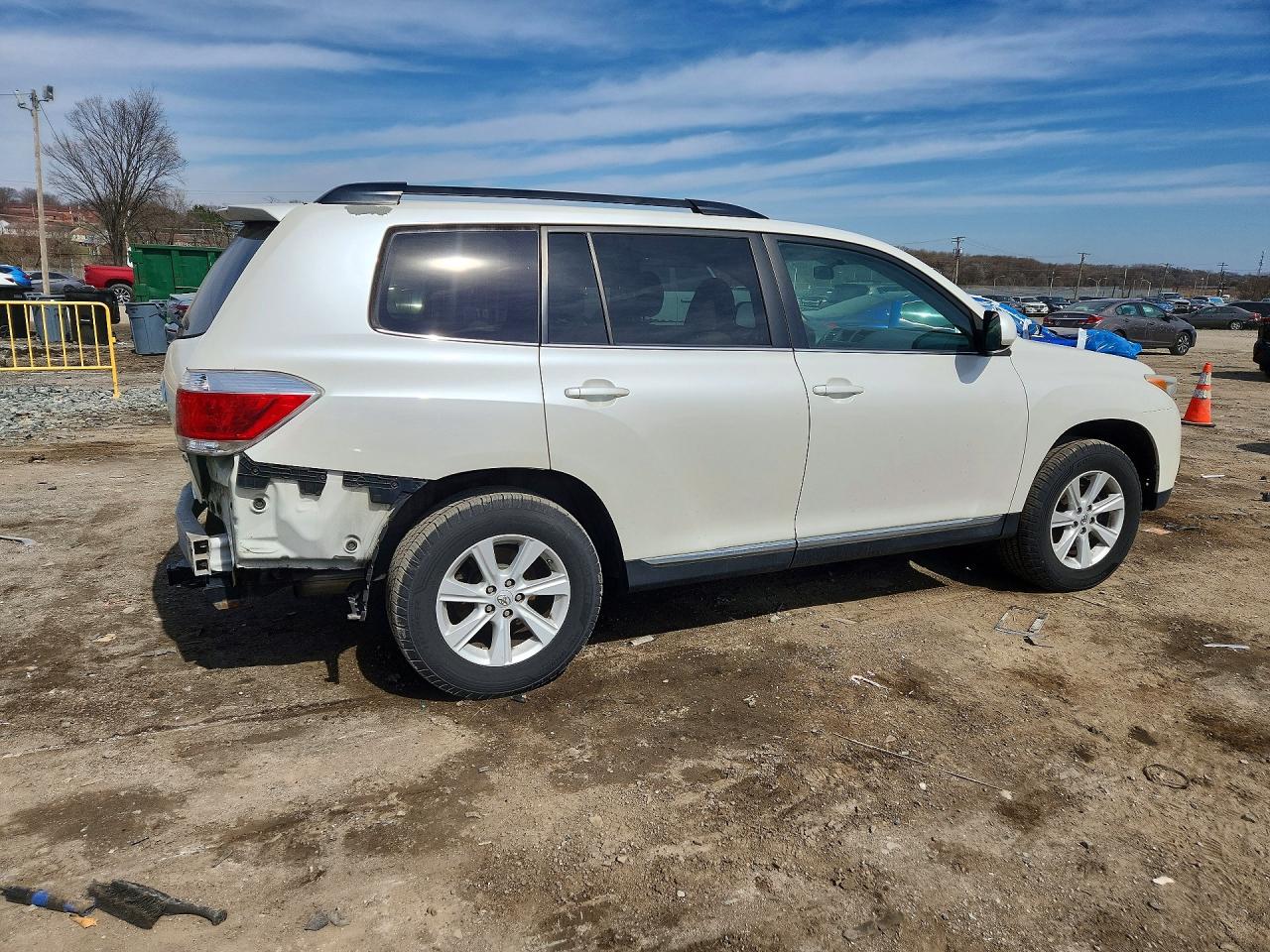 2013 TOYOTA HIGHLANDER PLUS photo 7