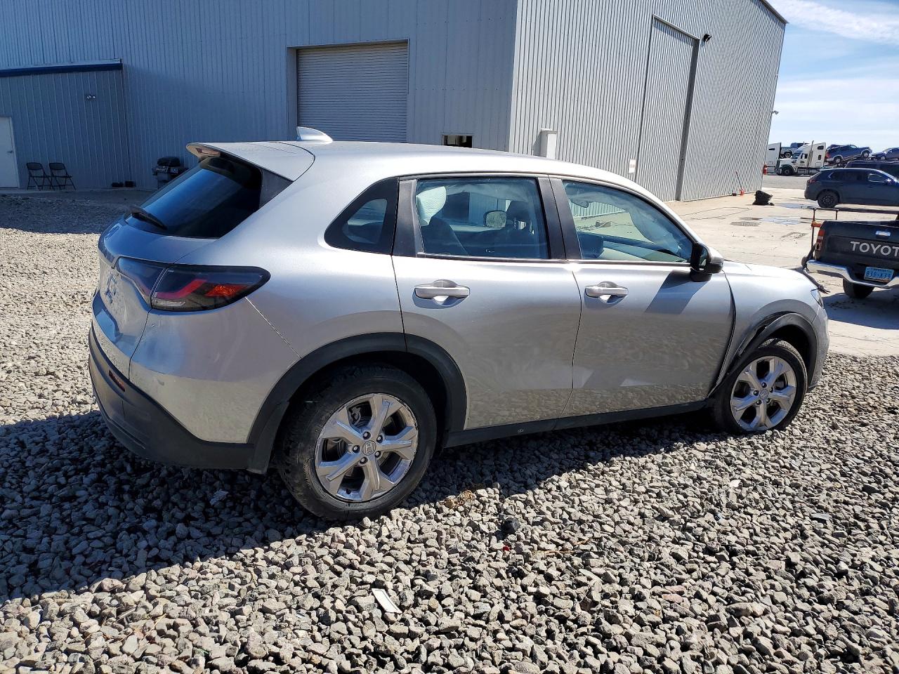 2024 HONDA HR-V LX photo 7