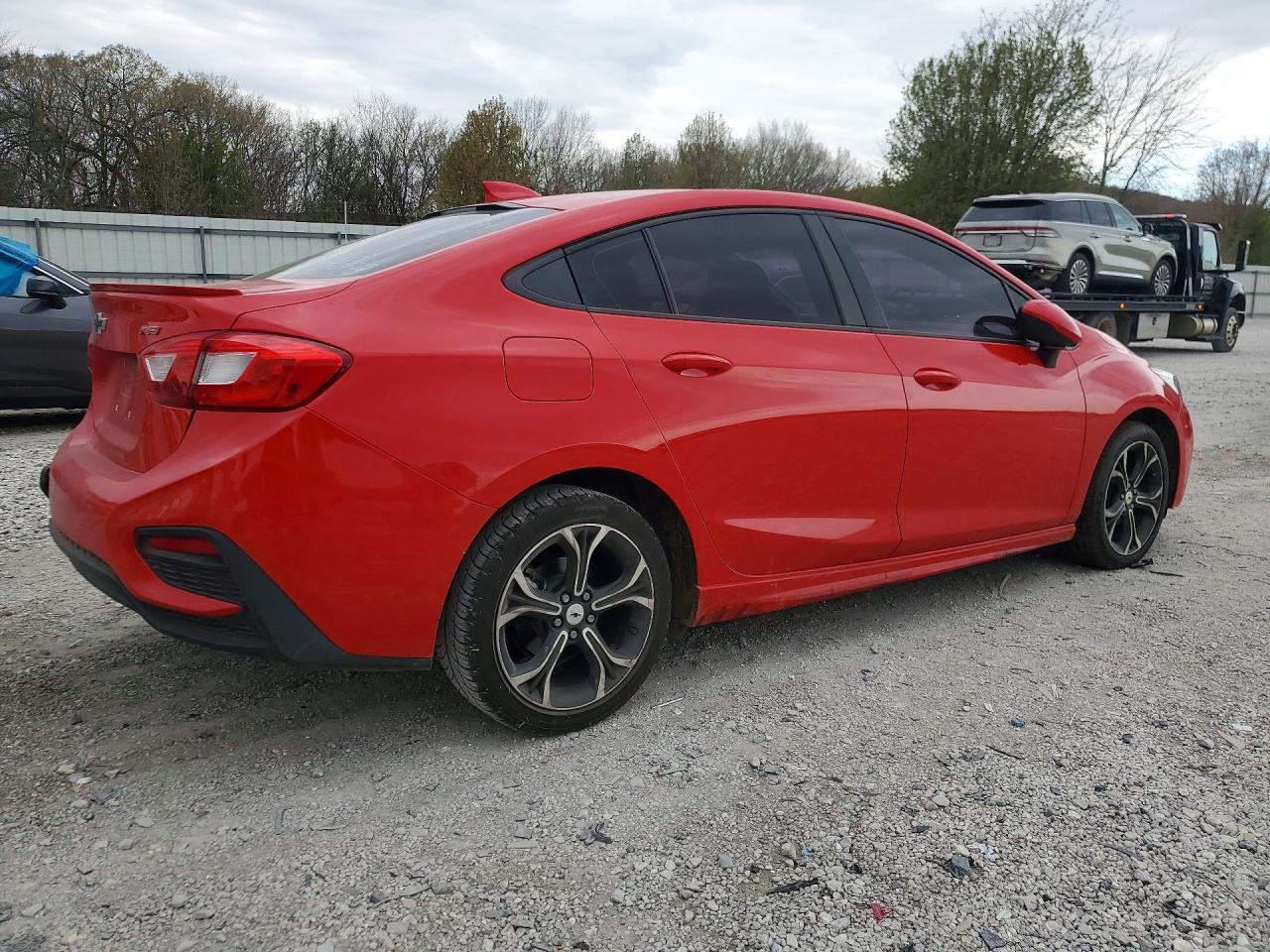 2019 CHEVROLET CRUZE LT photo 3