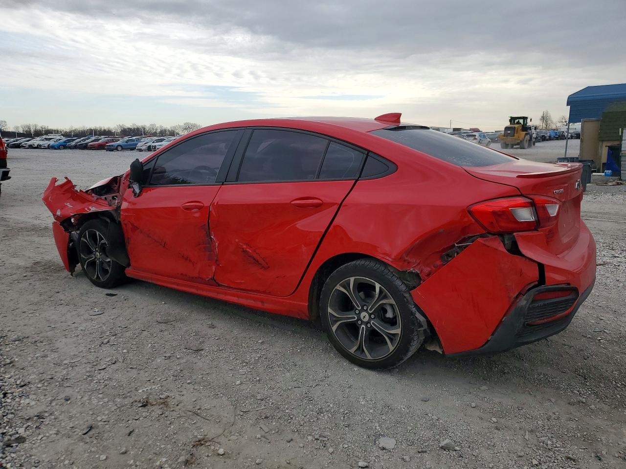 2019 CHEVROLET CRUZE LT photo 2