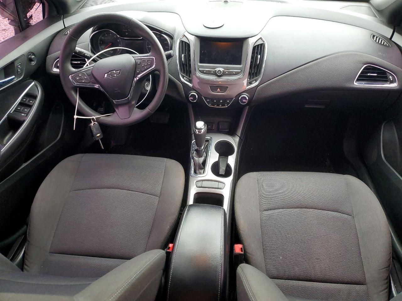 2019 CHEVROLET CRUZE LT photo 8
