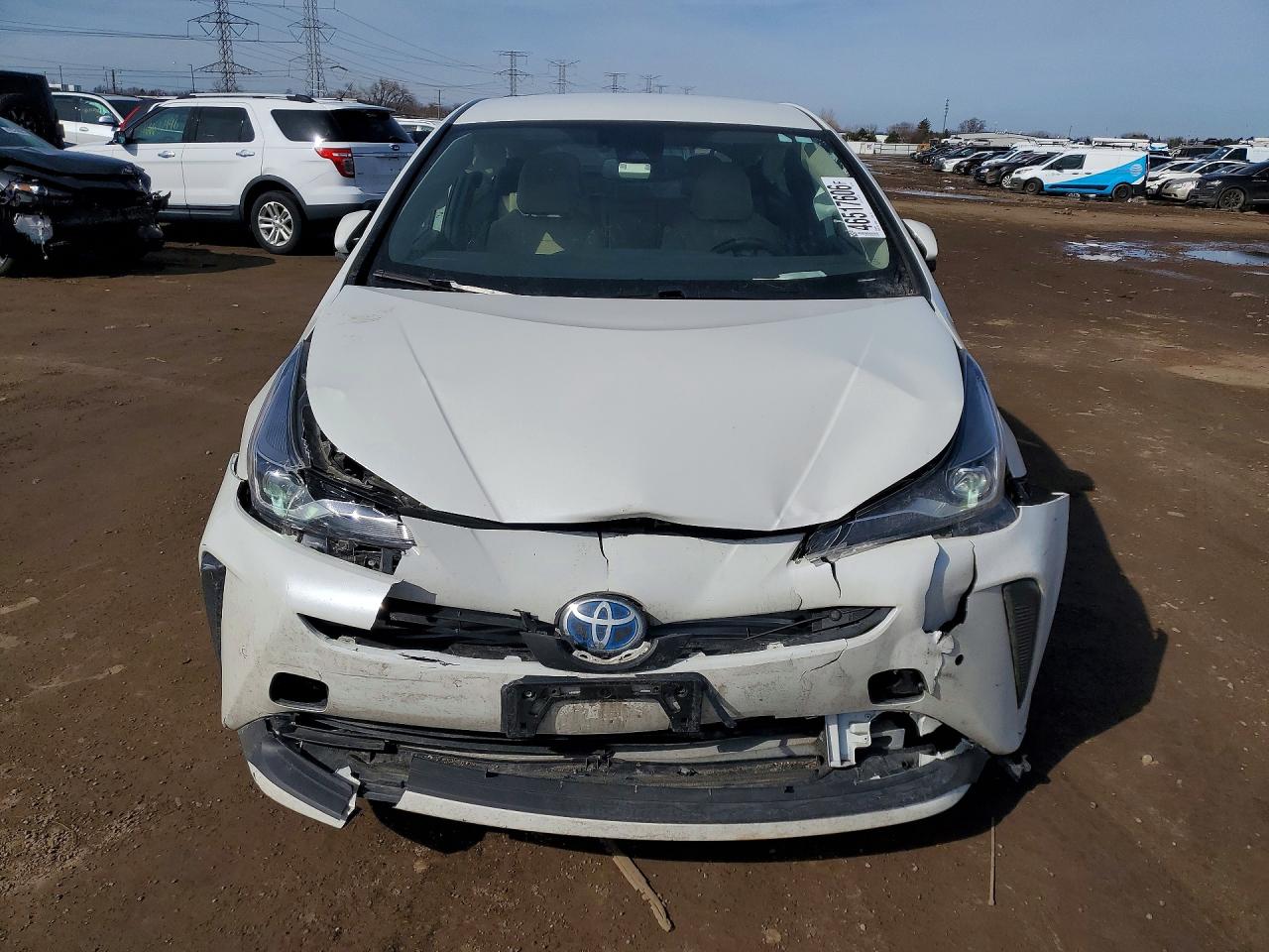 2019 TOYOTA PRIUS XLE photo 9
