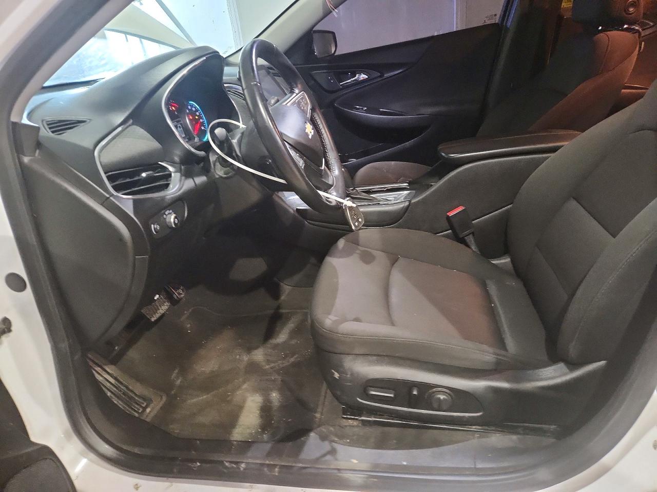 2018 CHEVROLET MALIBU LT photo 13