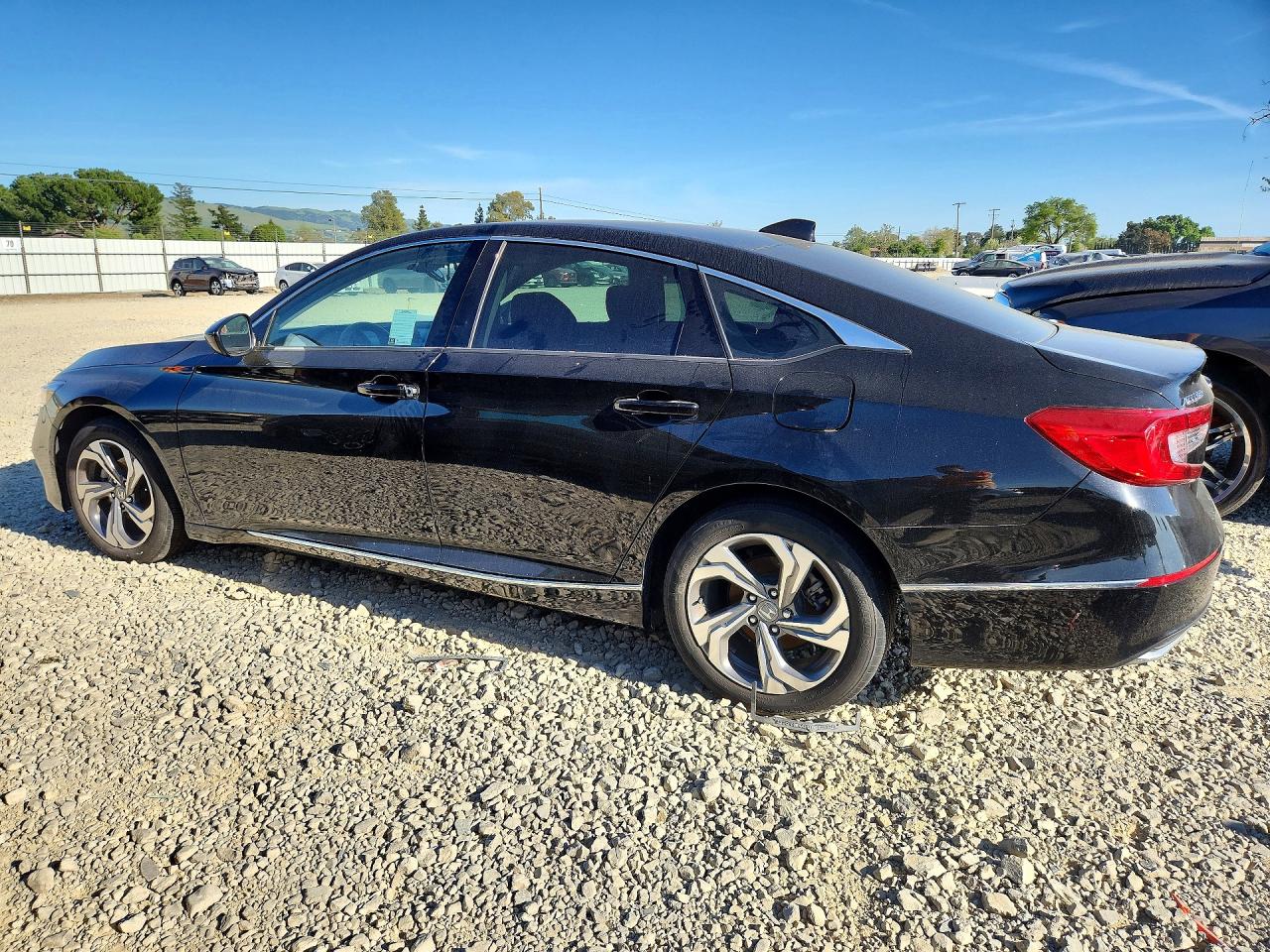 2020 HONDA ACCORD EX photo 2