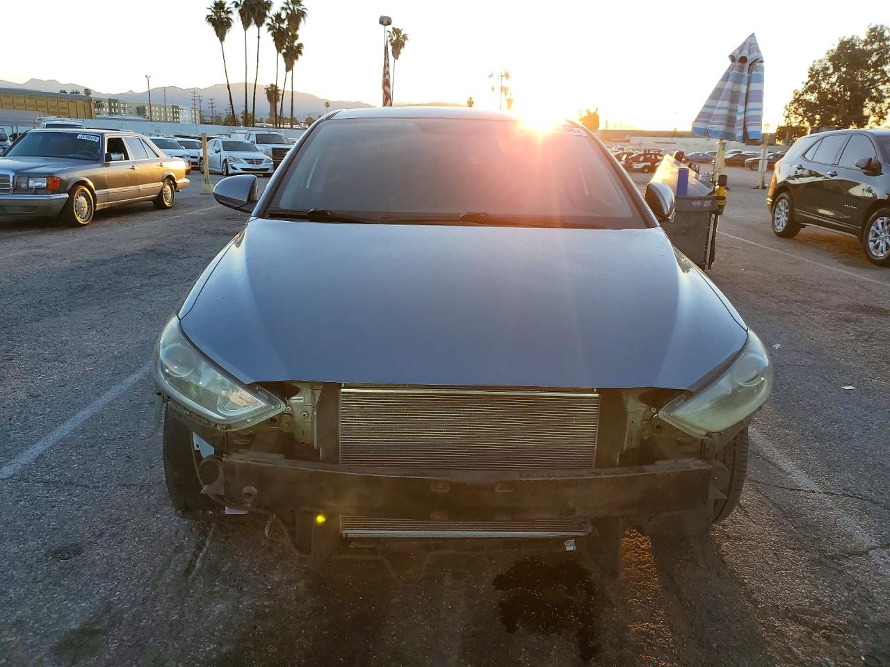 2018 HYUNDAI ELANTRA SEL photo 9