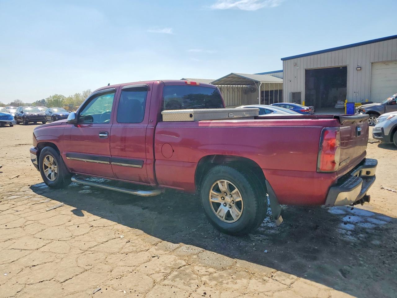 2007 CHEVROLET SILVERADO C1500 CLASSIC photo 3