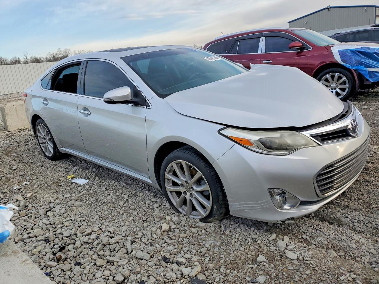 2013 TOYOTA AVALON LIMITED photo 4