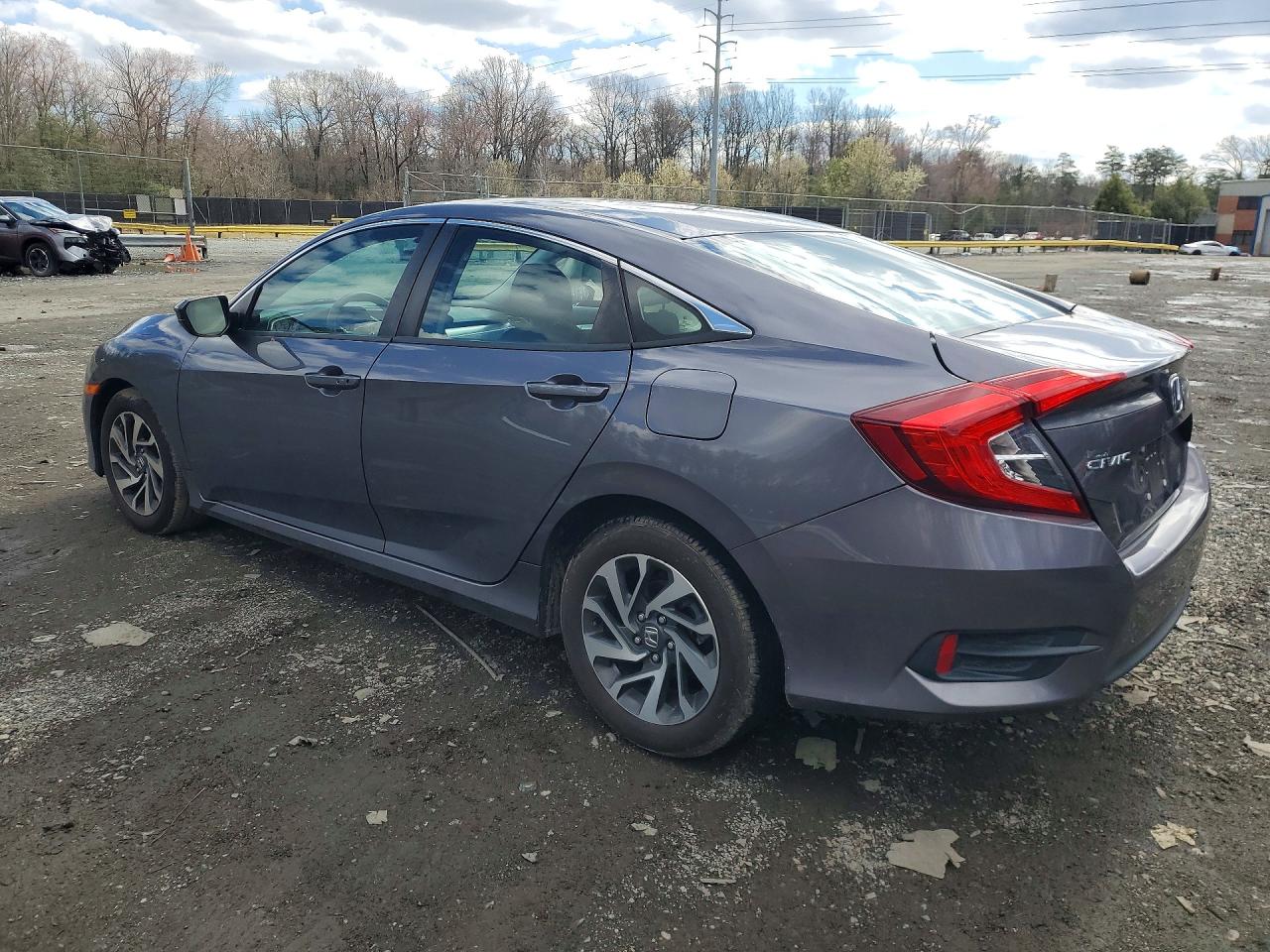 2016 HONDA CIVIC EX photo 2
