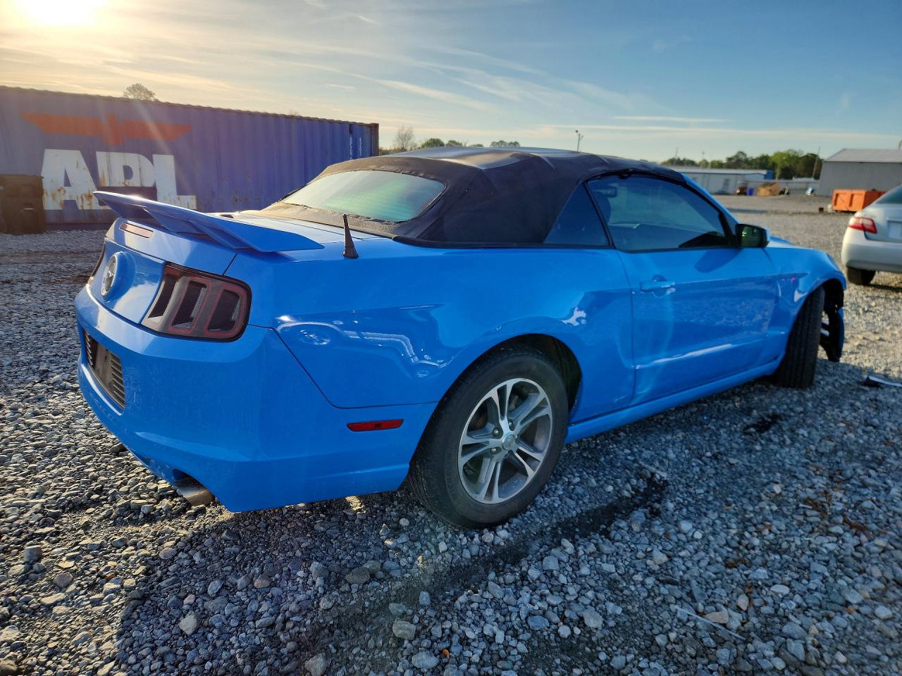 2014 FORD MUSTANG photo 5