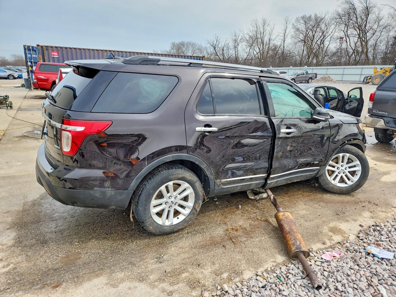 2014 FORD EXPLORER XLT photo 5