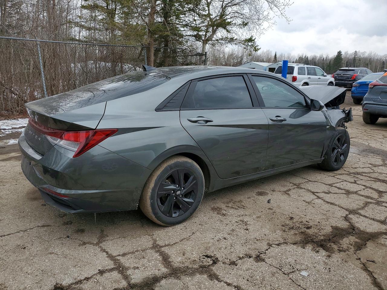 2023 HYUNDAI ELANTRA SEL photo 3