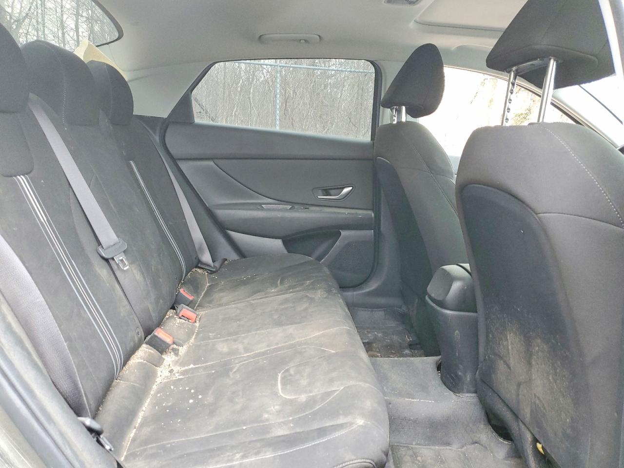 2023 HYUNDAI ELANTRA SEL photo 10