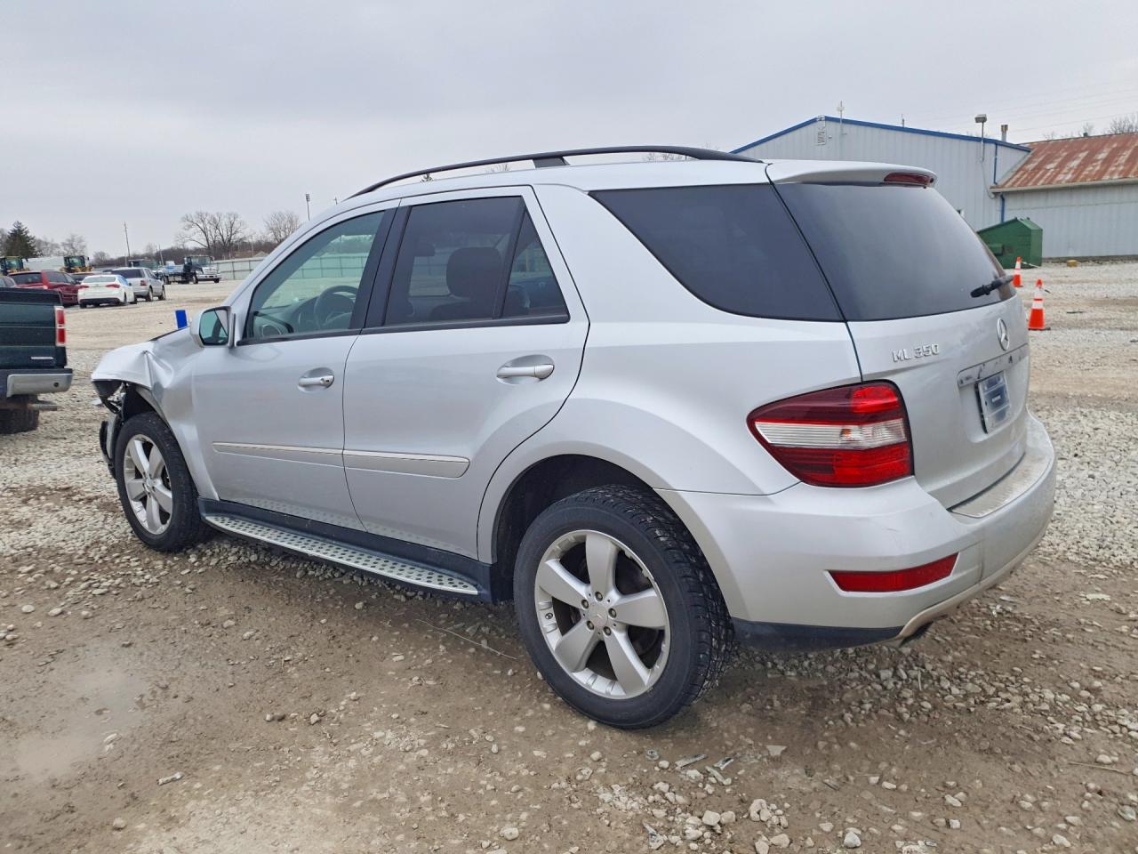 2009 MERCEDES-BENZ ML 350 photo 4