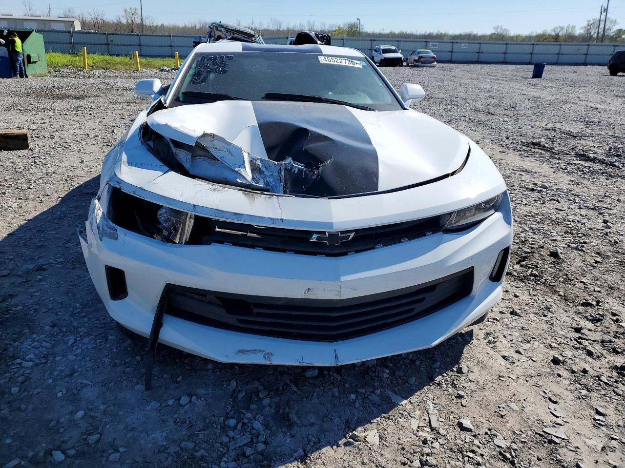 2017 CHEVROLET CAMARO LT photo 5